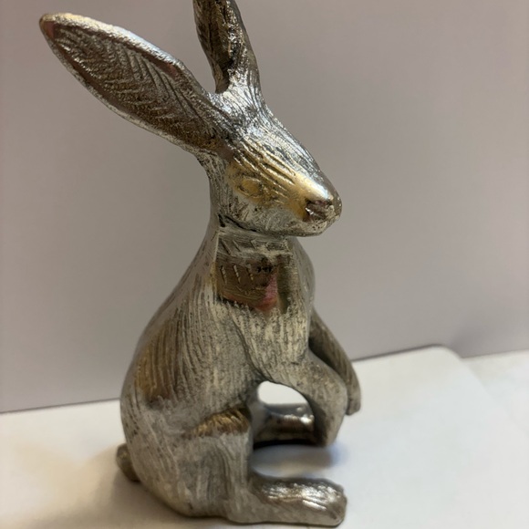 Metal  Rabbit Decor - Picture 1 of 2